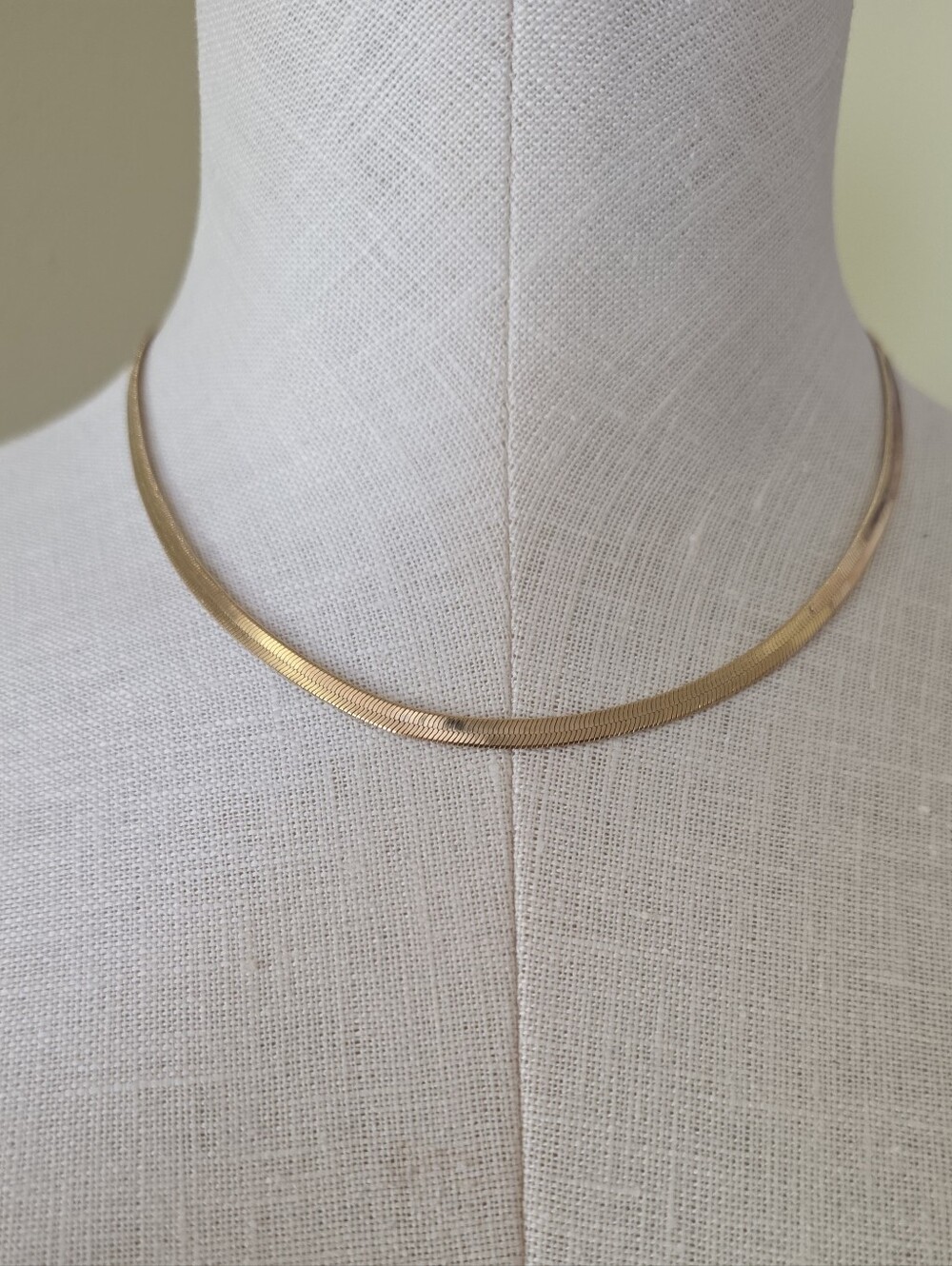Gold Tone Flat Herringbone Chain Necklace 16" With 2" Extender Choker